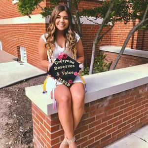 Meet your Posher, Eliana